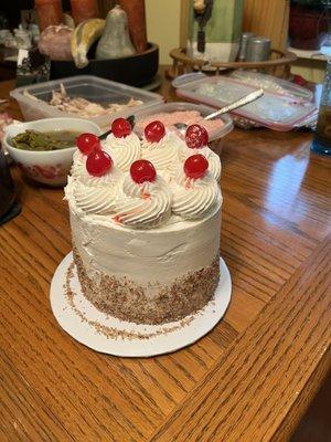 How they make me another white German chocolate cake. It was so delicious. Everybody was so happy with it. Thank you very much.