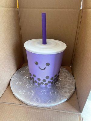 My daughter wanted a boba/bubble tea themed party and her favorite color is purple. I sent a sample picture and this cake is perfect.