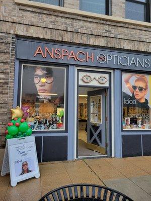 Eyewear boutique!