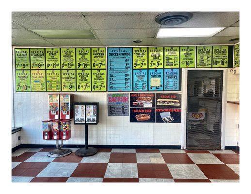 Tasty sub. 2001 W Howard St, Chicago, IL  Chicken Wings Gyros Burgers  Shrimps Italian Beef Fish Chicken Philly Steak Sandwiches.Cool!