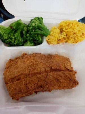 Fried cod, broccoli and jambalaya.