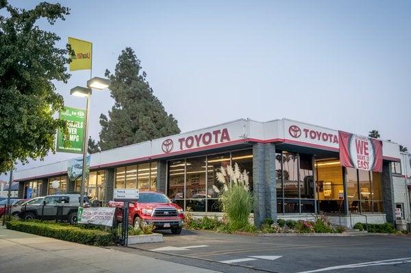 Exclusive Shop for Hollywood Toyota and Scion