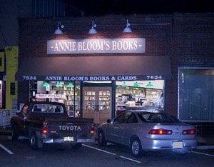 Annie Bloom's at night.