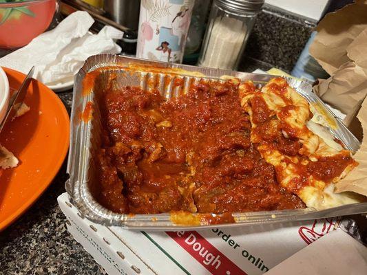 I ate the eggplant on the left side of the pan - that's all the sauce that was left after I took out the eggplant.