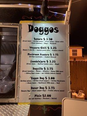 Cuatomizable bacon wrapped hot dog menu as of 7/27/2021