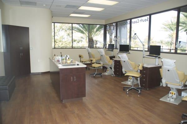 South Coast Orthodontics state-of-the-art treatment room.