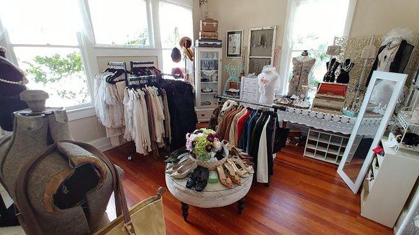 Vintage clothing and jewelry