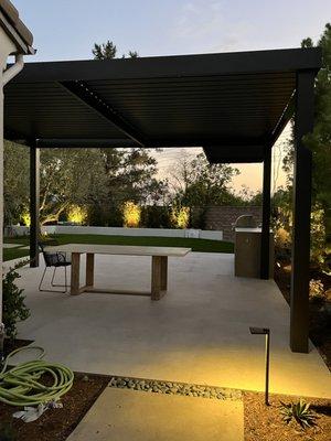 Cantilevered Operable Louvered Pergola Patio Cover