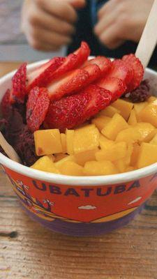 Legal Style Bowl with Mango + Strawberry and honey drizzle!