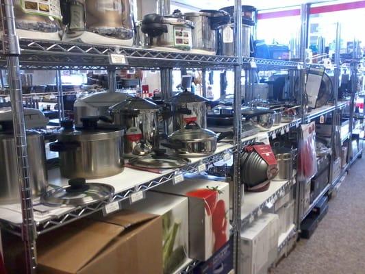 Pots, Pans, Pressure Cookers...   Kuhn Rikon, Fagor, Cuisinart, Presto, Zwilling, Scanpan...