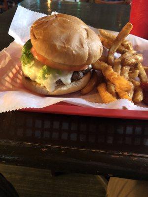 the Blue Jacket burger with fries. Totally enjoyed both.