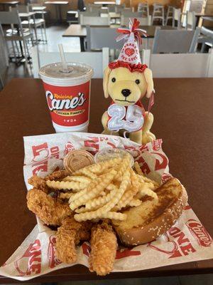 Raising Cane's Box Combo