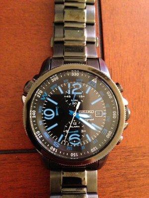 One of my favorite Seiko Solar chronographs, which had a dead capacitor for 2-3 years before this business took care of it in five minutes.