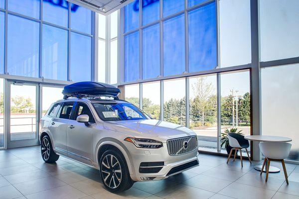 The showroom at Fields Volvo Cars Waukesha