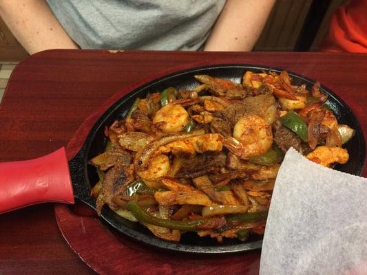 Shrimp fajitas