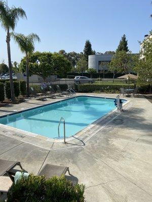 Pool open in summer 9-9 not heated but with the heat we didn't need it .