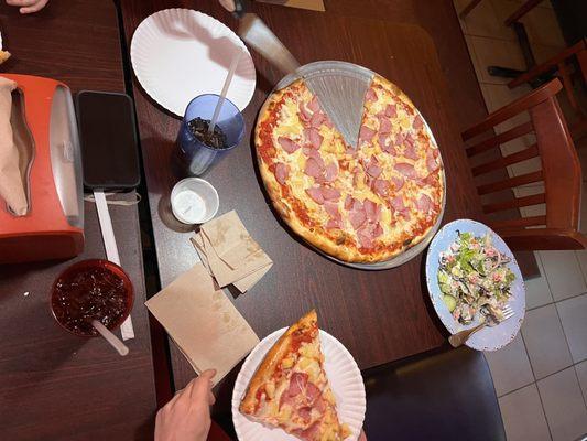 Pepperoni pizza and 3. House Salad and Hawaiian Pizza