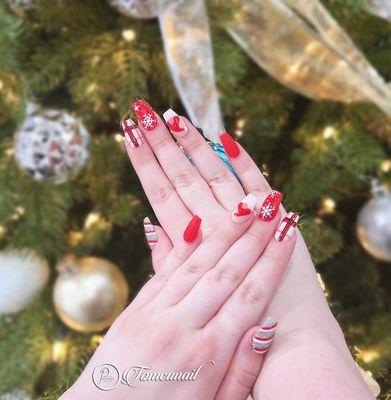 'Xmas 2021 Nails