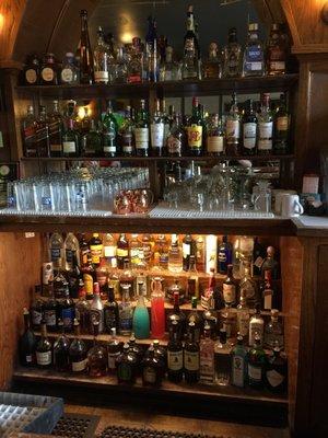 Nice full bar.