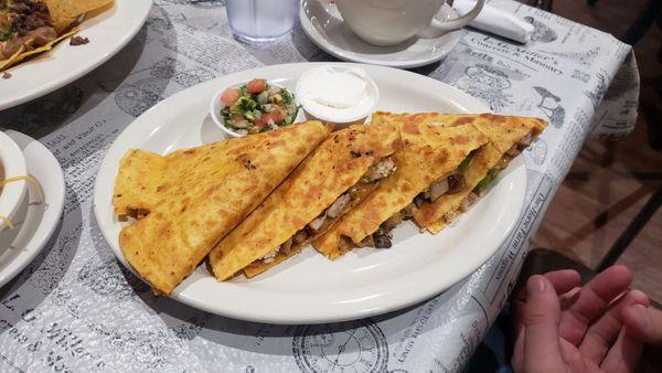 Chicken quesadilla