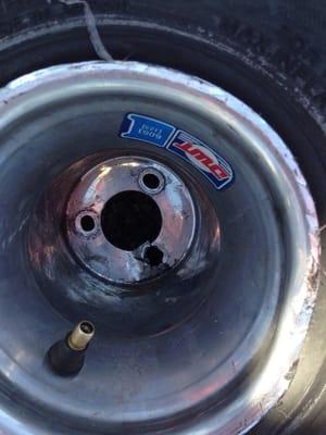 The tire that flew off the kart during a turn, the hub is broke.