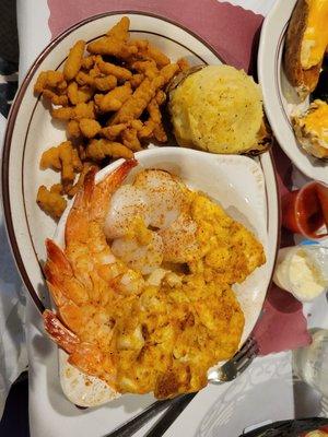 Broiled seafood platter