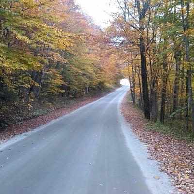 If anyone is going leaf peeping today, take 93 N to Rt117 in Lincoln, NH. Instead of going East, like everyone else, head Wes...