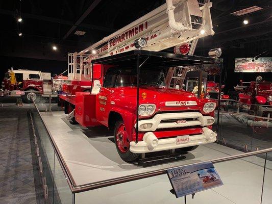 Ladder truck