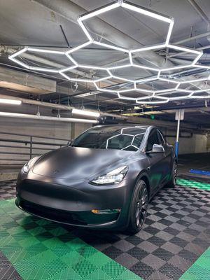 Beautiful satin wrap on a Tesla