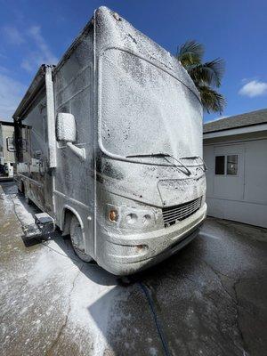 Rv wash and detail