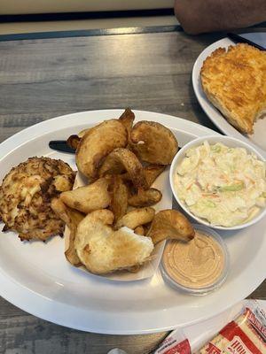 8oz crabcake coleslaw and French fries