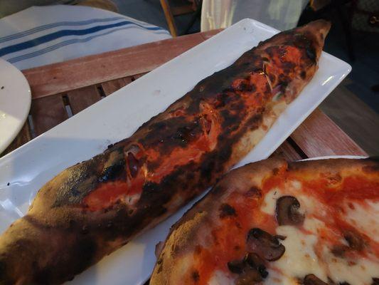 Fungi pizza ans "calzone"