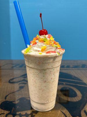 Fruity pebble milkshake!!!!!