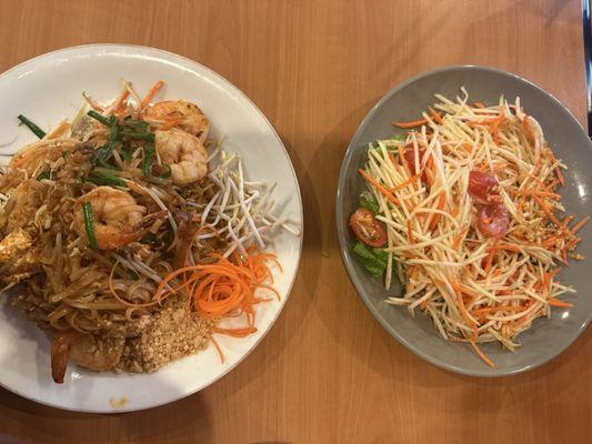 pad thai, papaya salad