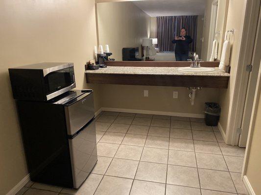 Beautiful vanity area for just about anything. Hair dryers are provided. Fridge and Microwave were clean.