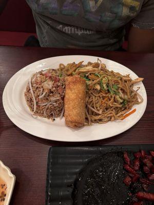 Chicken Lo Mein Lunch Combo