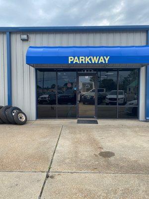 Parkway Tire & Service