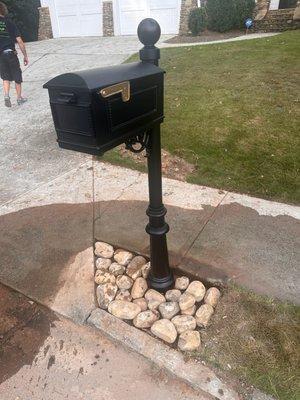 Customer was extremely happy with the finished look! New mailbox installed according to all federal and local requirements.