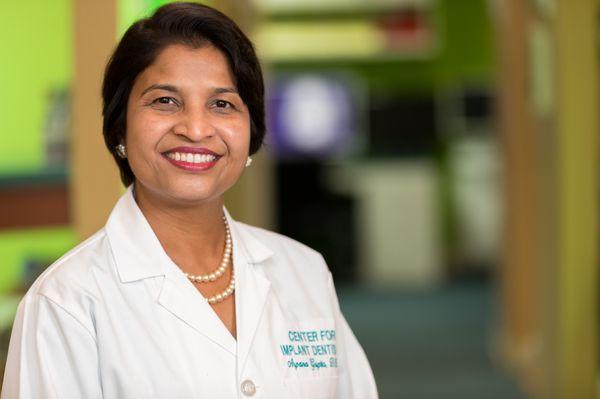 Dr. Arpana Gupta (DDS, MDS, Implant Surgeon)