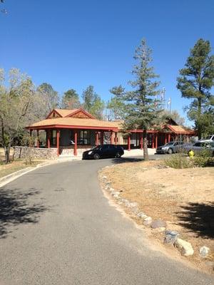 The circular driveway entrance as you come into Chapel Rock.