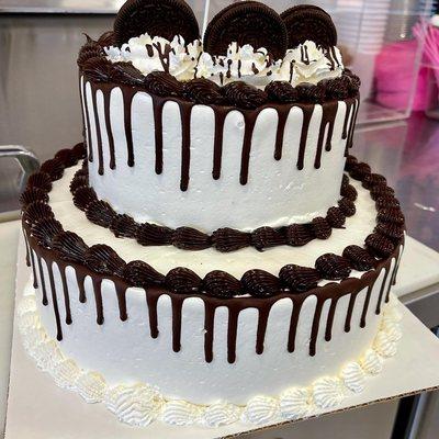 Cookies & Cream Cake