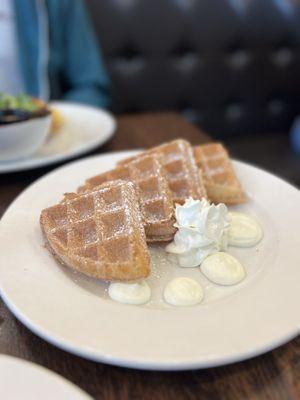 Kanela Churro Waffle