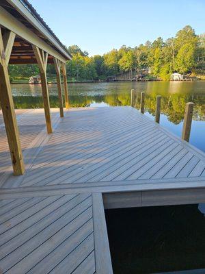 Expert dock construction, repairs and re-decking