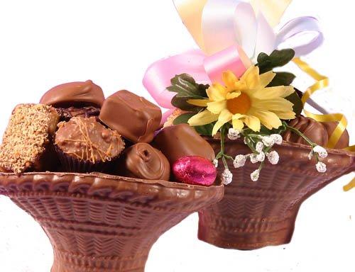 Easter baskets you can eat! Beautiful gifts for everyone to celebrate Spring!