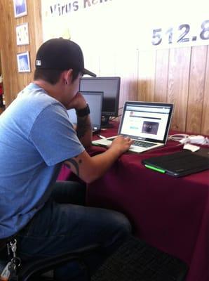 Chris Santos hard at work on the http://mytekrescue.com website