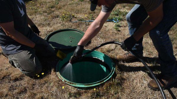 Septic tank evaluation, opening tank in Portland