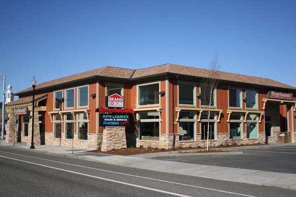 Riegelmanns Store front as seen from Powell Blvd.