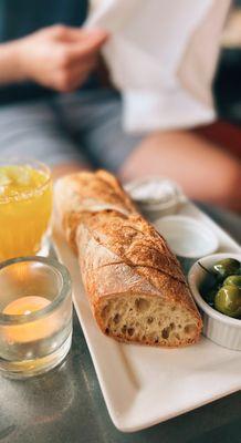 Baguette, marinated olives, leek ash butter & maldon salt