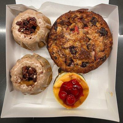 Pumpkin Bundt Cake, Bread Pudding, and Cherry Cheesecake