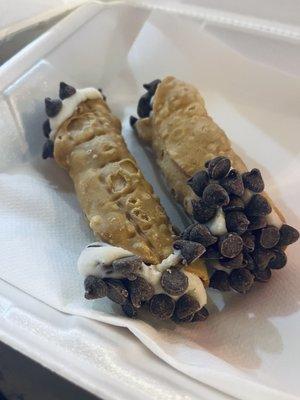 Chocolate Chip Cannoli